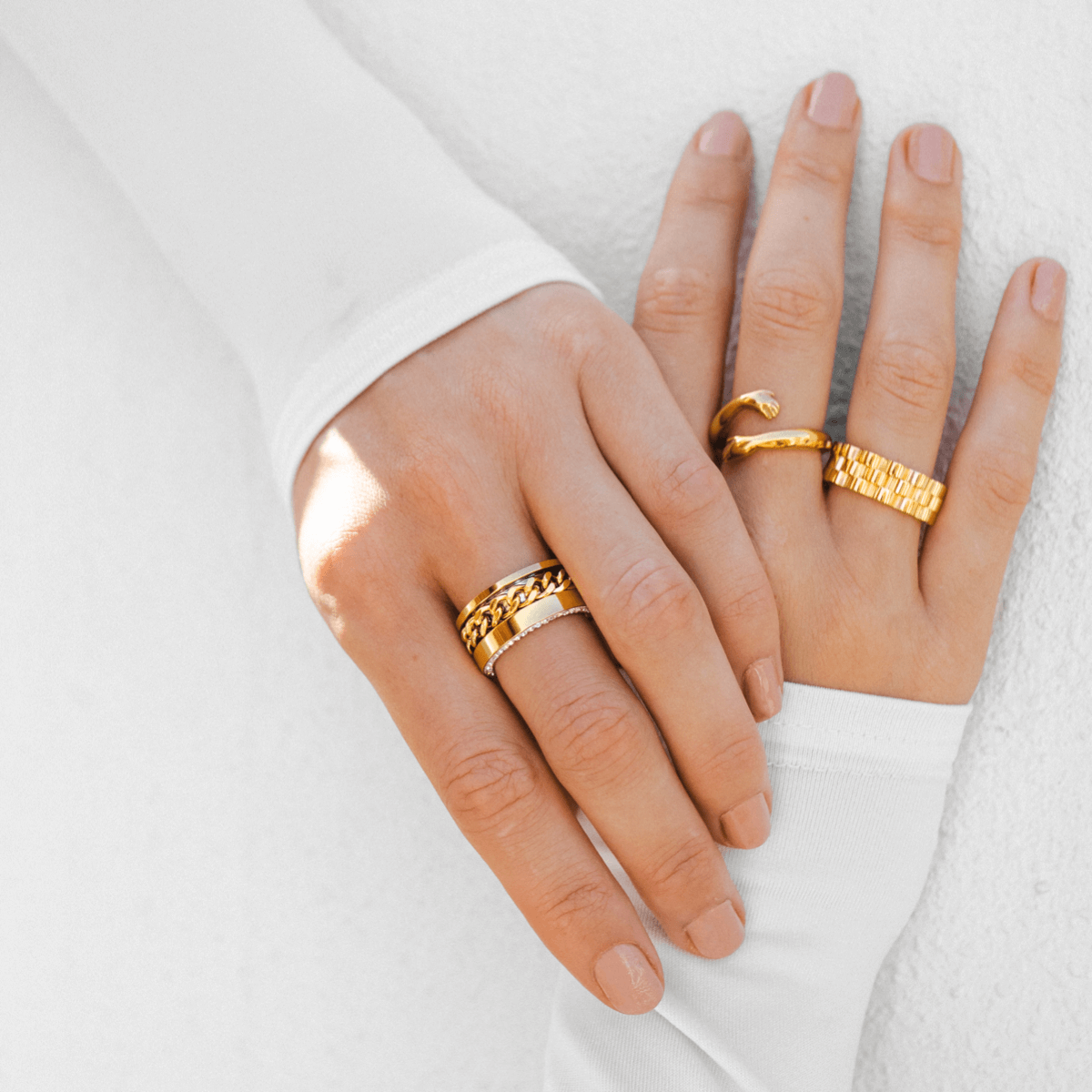 Link Ring with Zirconia