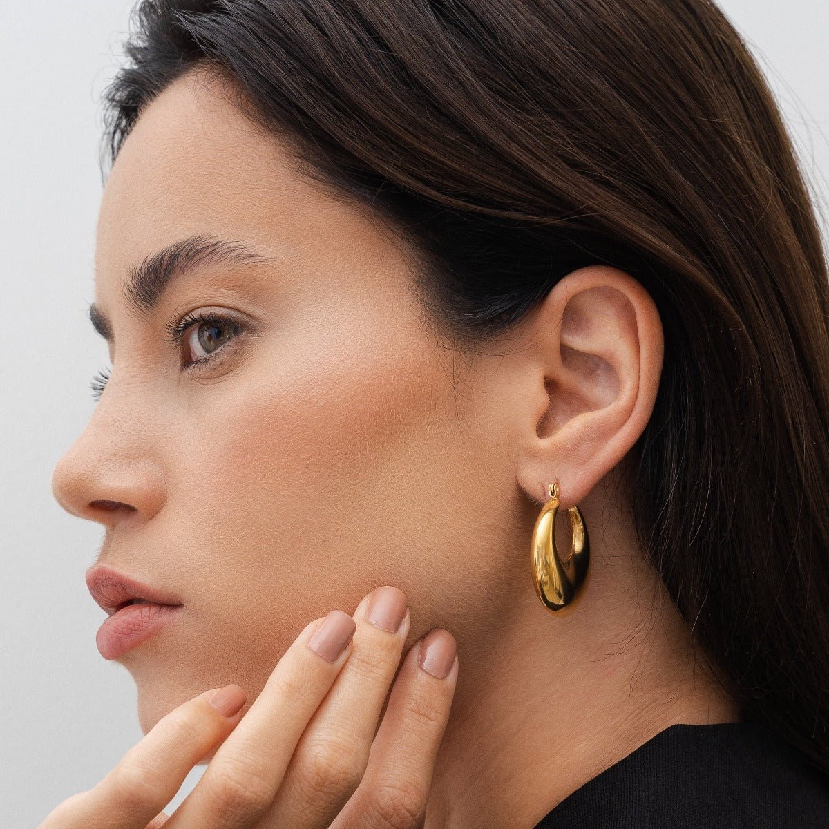 Bold Eva Hoop Earrings
