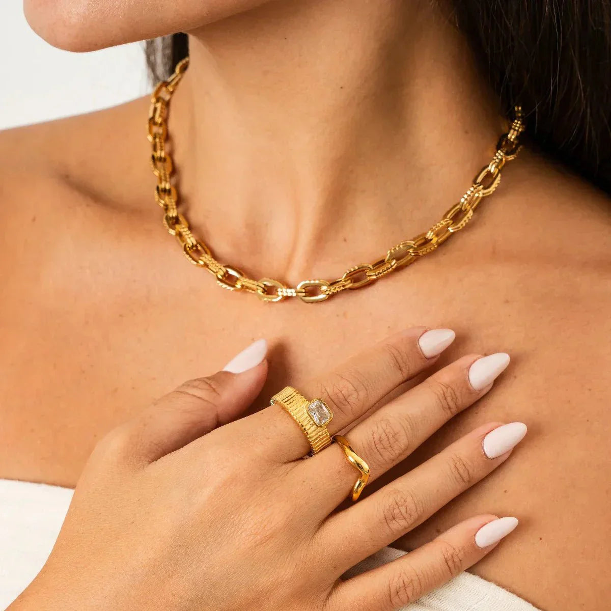 Elos Chunky Necklace