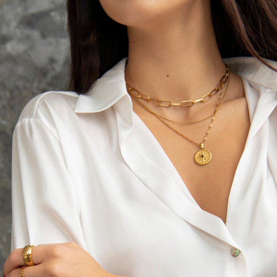 Rose of the Winds Star Necklace