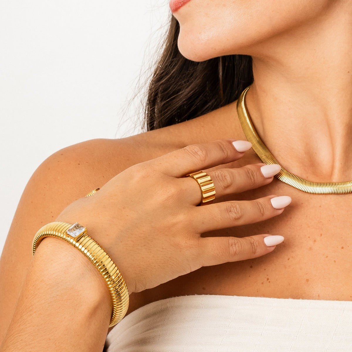Gaia Mesh Choker Necklace